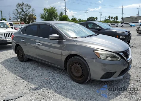 2016 Nissan Sentra S z USA, uszkodzony, nr VIN 3N1AB7AP3GY304770